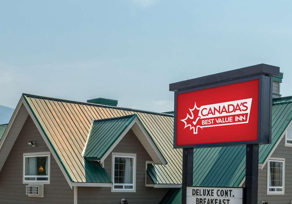 Canadas Best Value Inn & Suites Kamloops Exterior foto