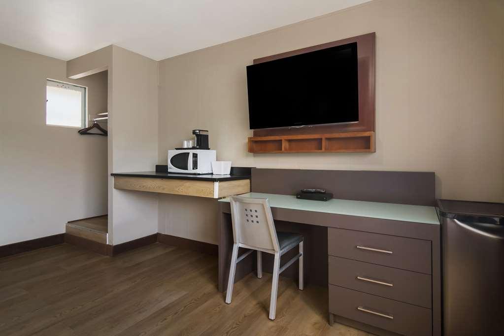 Canadas Best Value Inn & Suites Kamloops Habitación foto